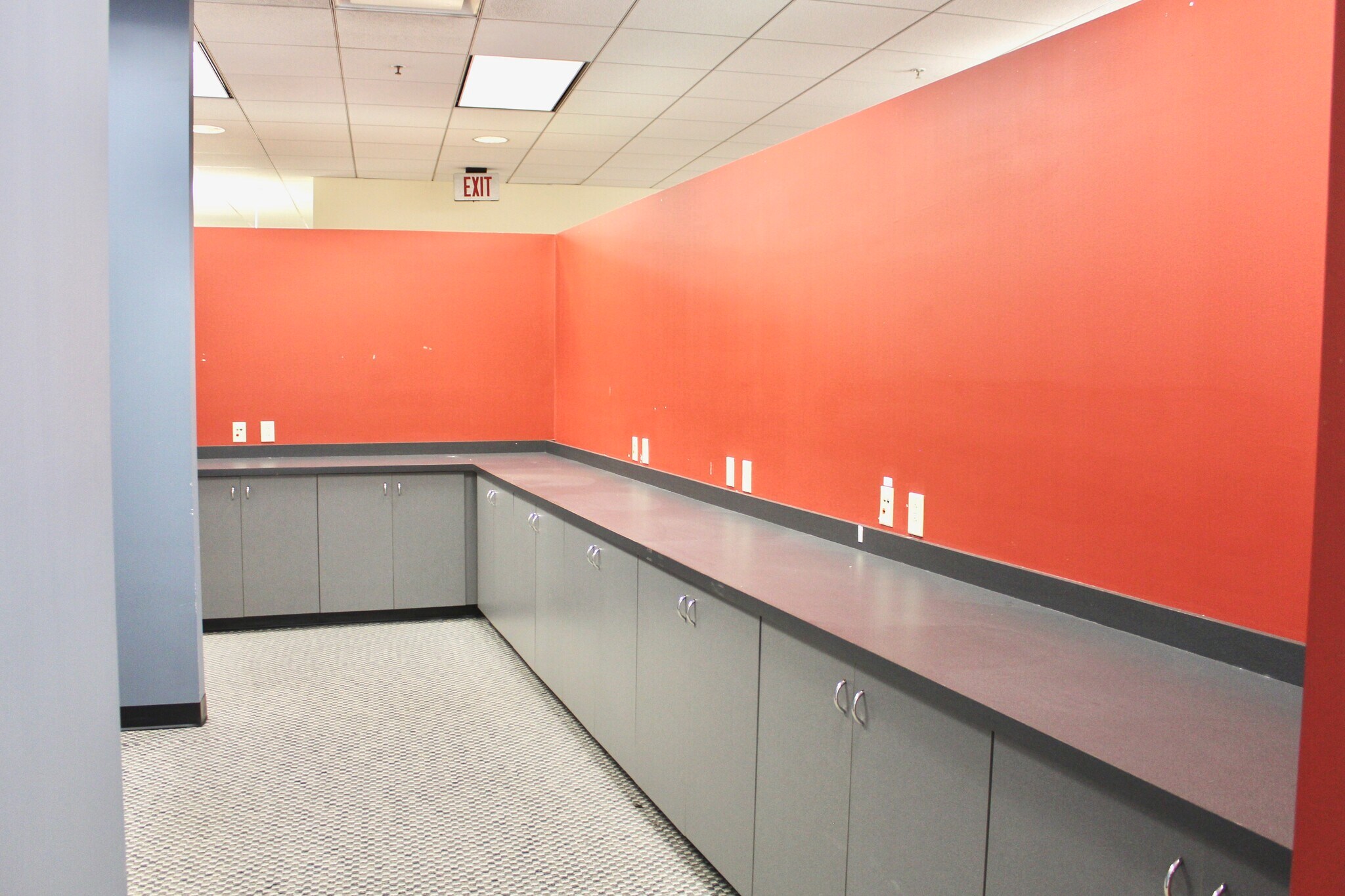 5600 Brainerd Rd, Chattanooga, TN 37411 Eastgate Town Center