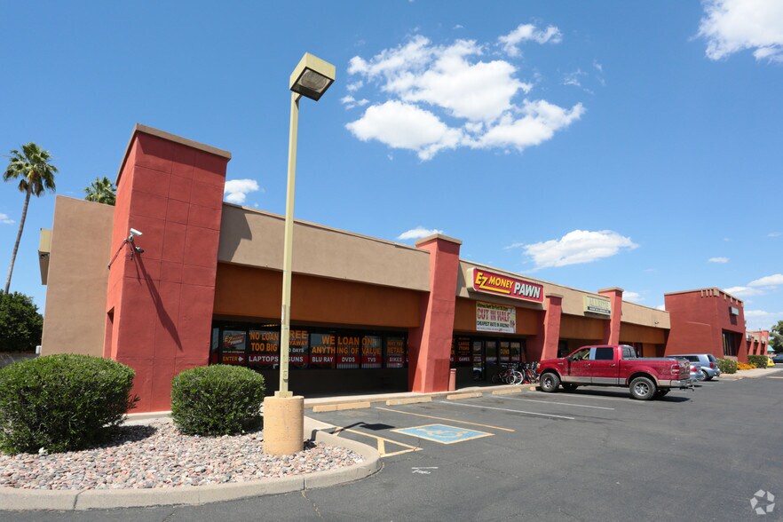 2050 W Guadalupe Rd, Mesa, AZ for lease - Primary Photo - Image 1 of 8