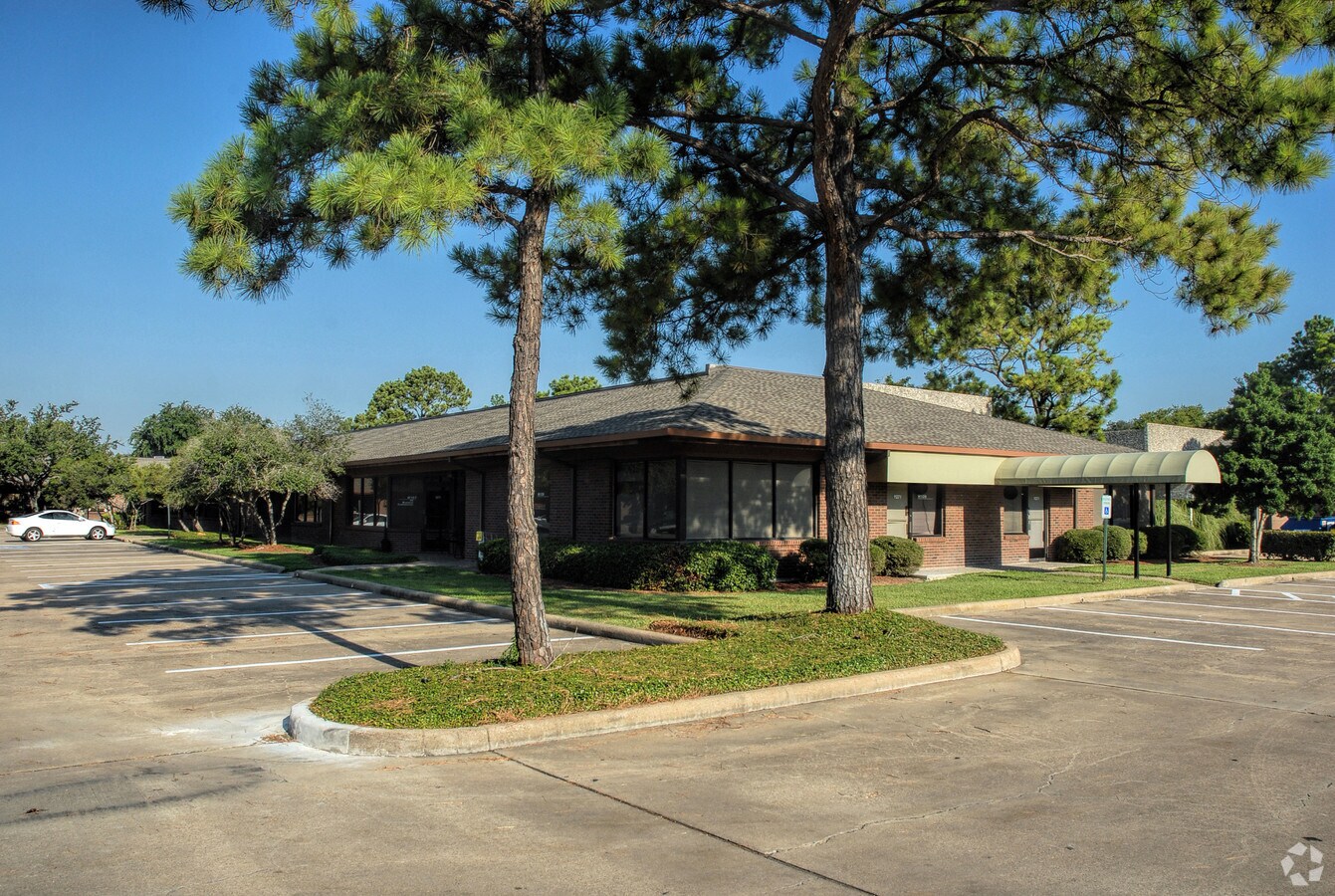 View Photo