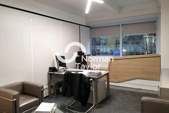 Office in Marseille for lease Interior Photo- Image 2 of 8