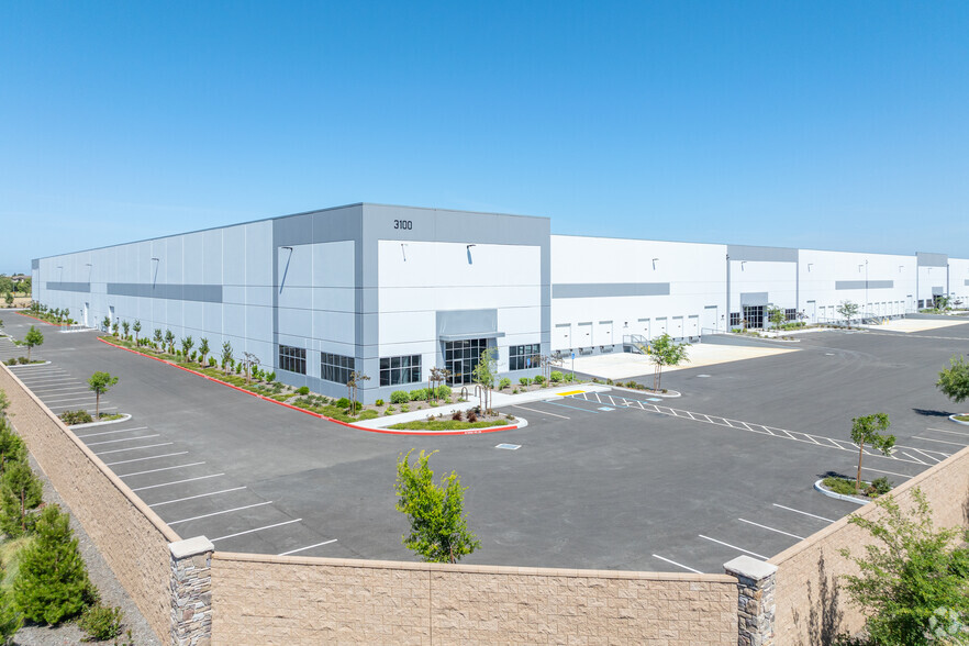 3100 Ramco St, West Sacramento, CA for lease - Building Photo - Image 2 of 12