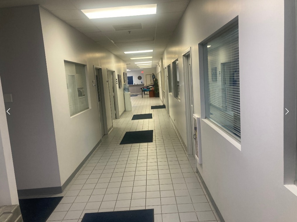 620-630 Estes Ave, Schaumburg, IL 60193 - Unit 620 -  - Interior Photo - Image 1 of 10