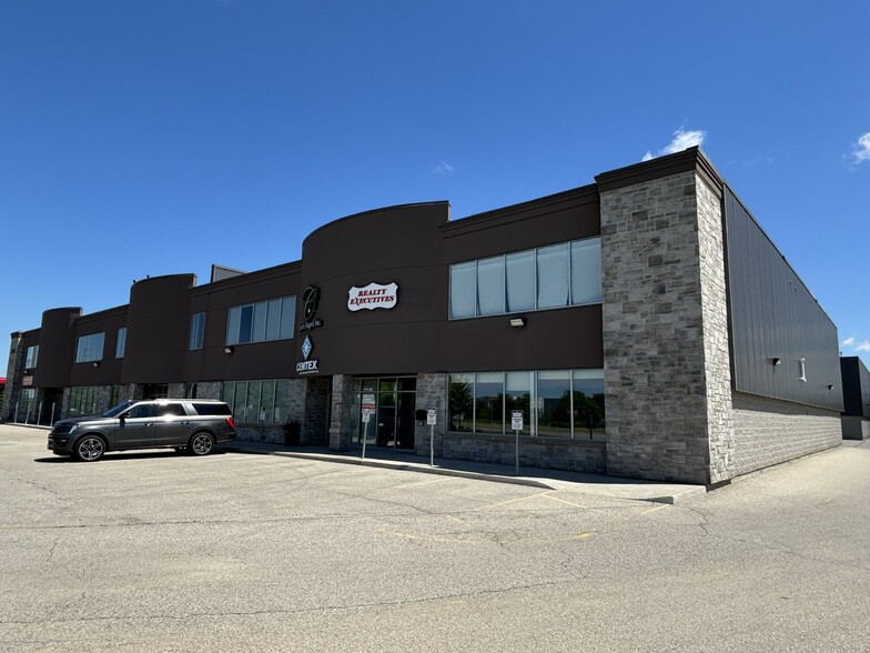 265 Hanlon Creek Blvd, Guelph, ON for lease - Building Photo - Image 1 of 8