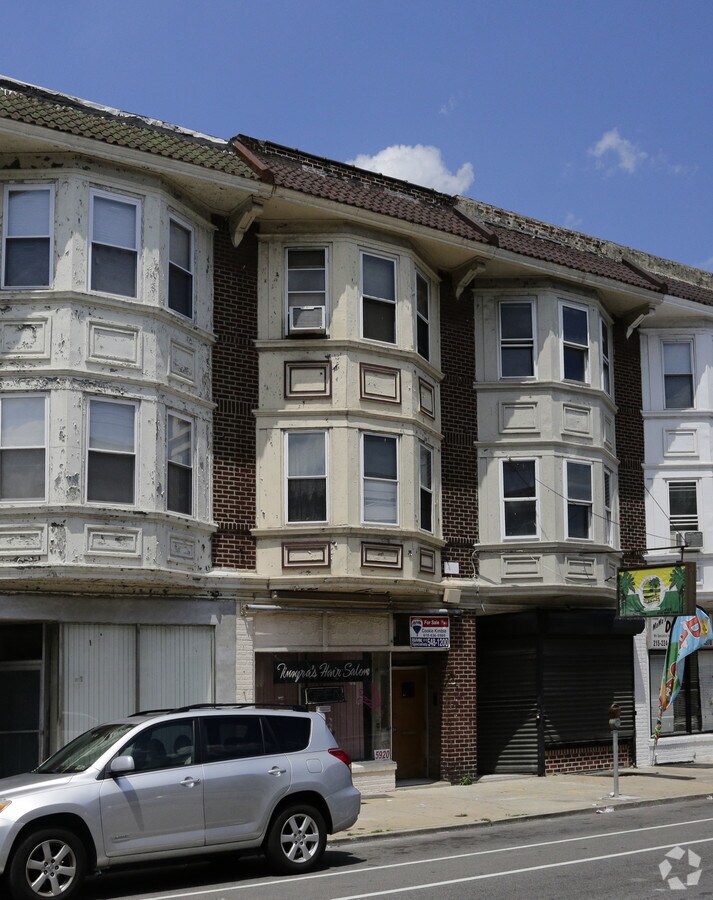 5920 Old York Rd, Philadelphia, PA 19141
