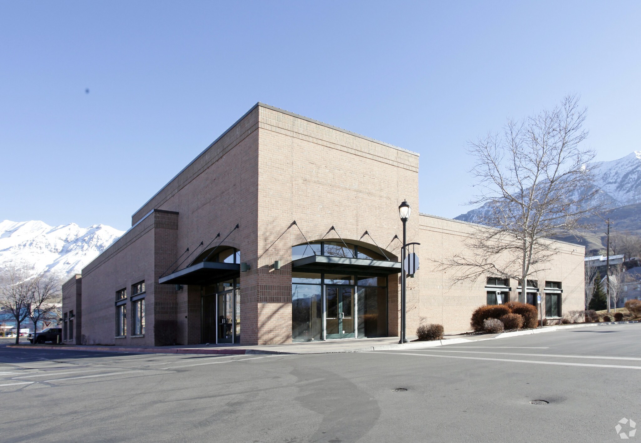 4801 Edgewood Dr, Provo, UT 84604 The Shops At Riverwoods