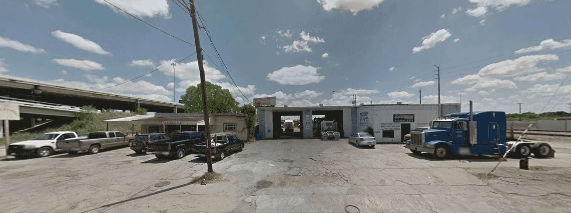 8900 Manchester St, Houston, TX 77012