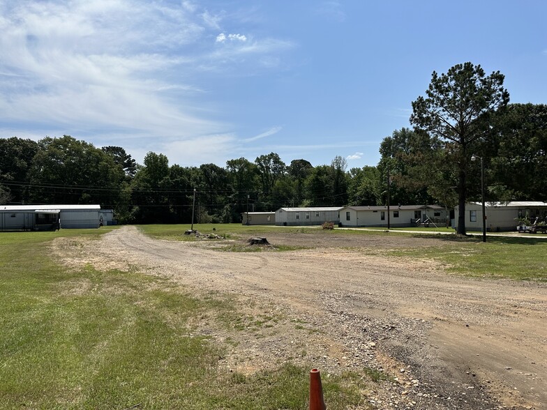 1607 George Thomas Rd, Texarkana, TX for sale - Building Photo - Image 2 of 53