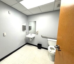 2111 Washington Blvd, Easton, PA for lease Interior Photo- Image 2 of 14