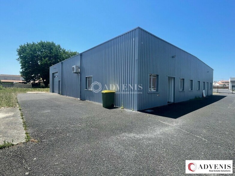 Flex in Blanquefort for lease - Building Photo - Image 2 of 4