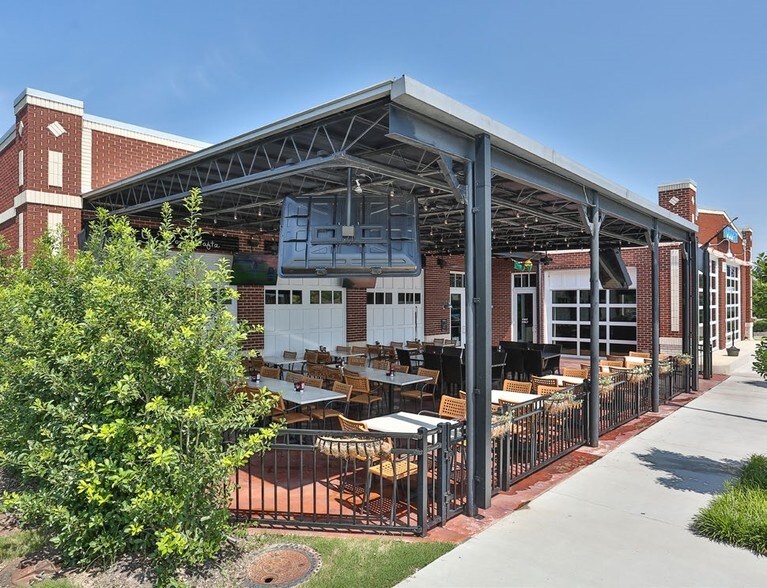 723 W Main St, Coppell, TX for sale - Building Photo - Image 1 of 1