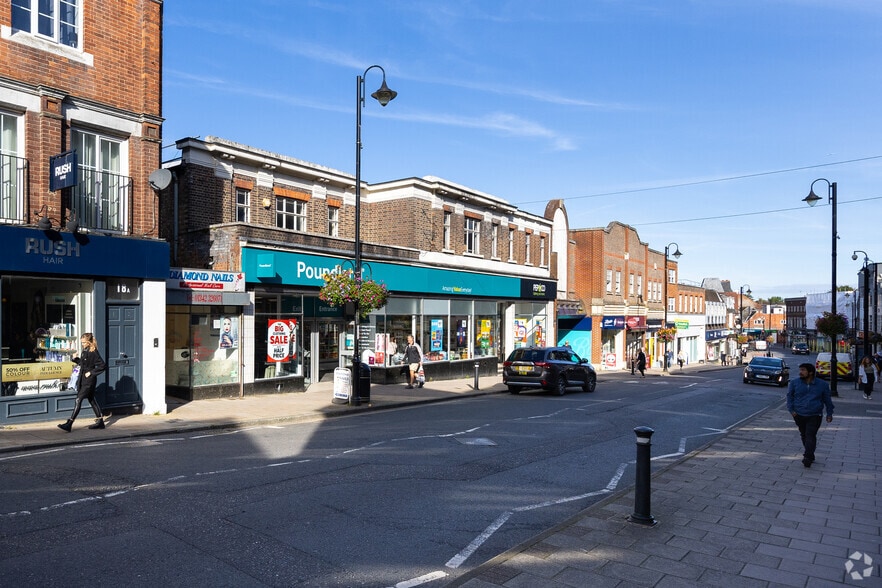 London Rd, East Grinstead for lease - Building Photo - Image 2 of 4