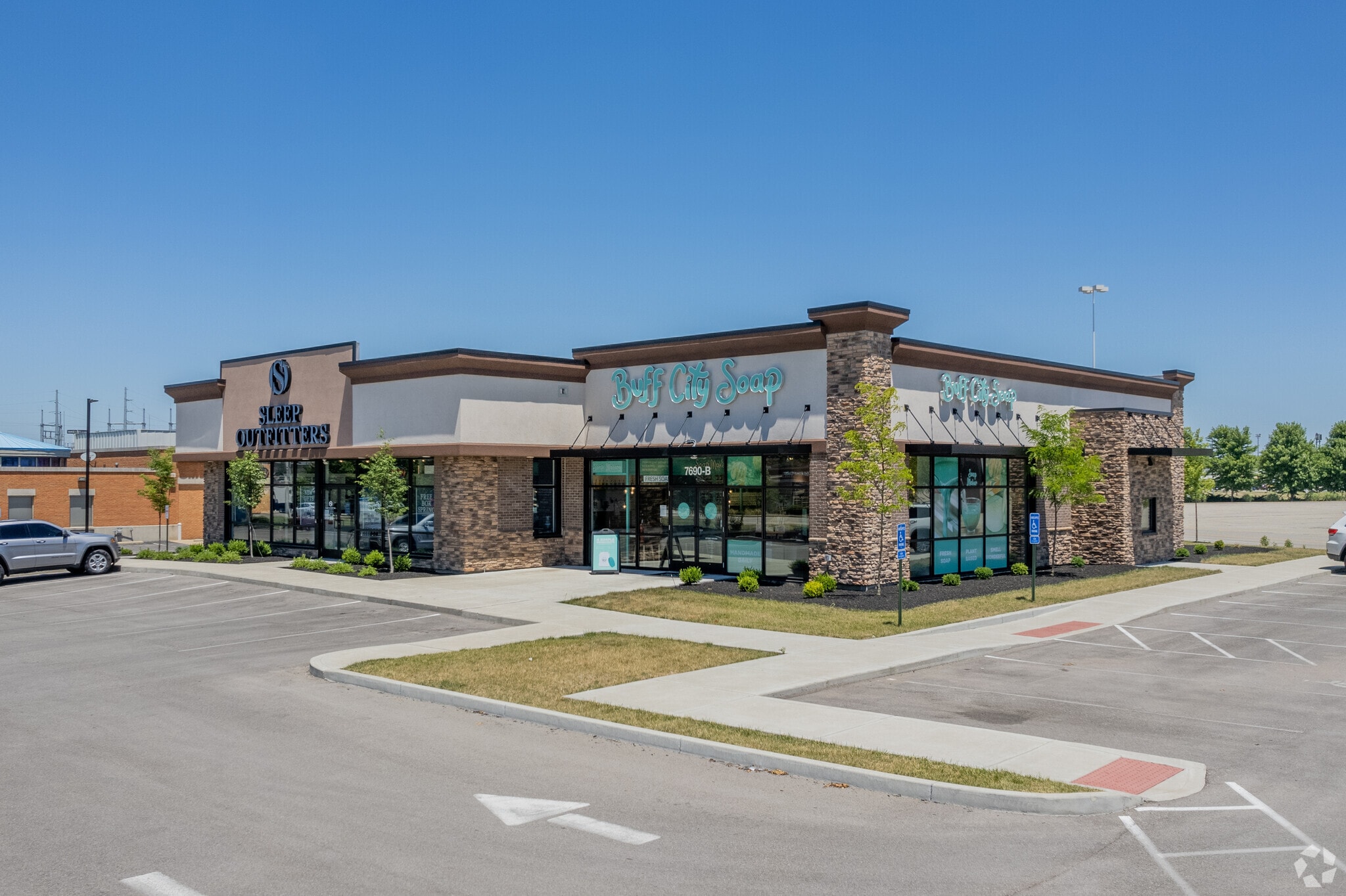 7960 Mall Rd, Florence, KY 41042