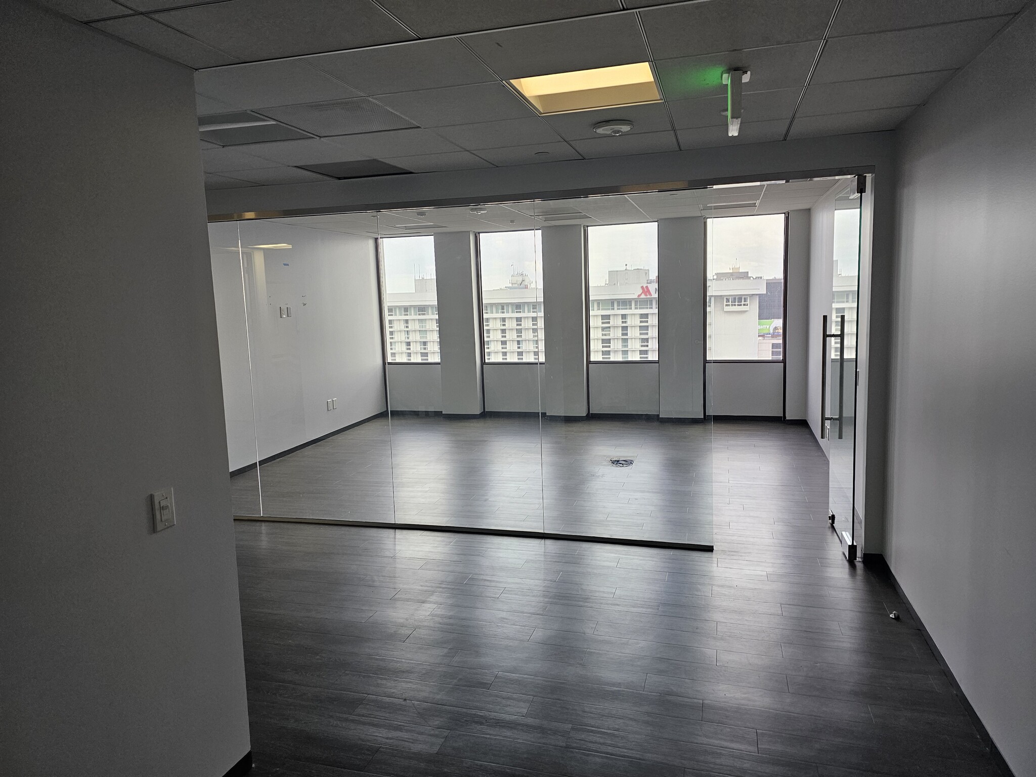 5901 W Century Blvd, Los Angeles, CA for lease Interior Photo- Image 1 of 1