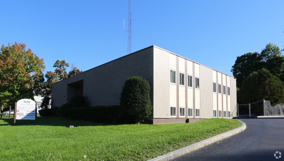 3650 James St, Syracuse, NY for sale - Primary Photo - Image 1 of 1