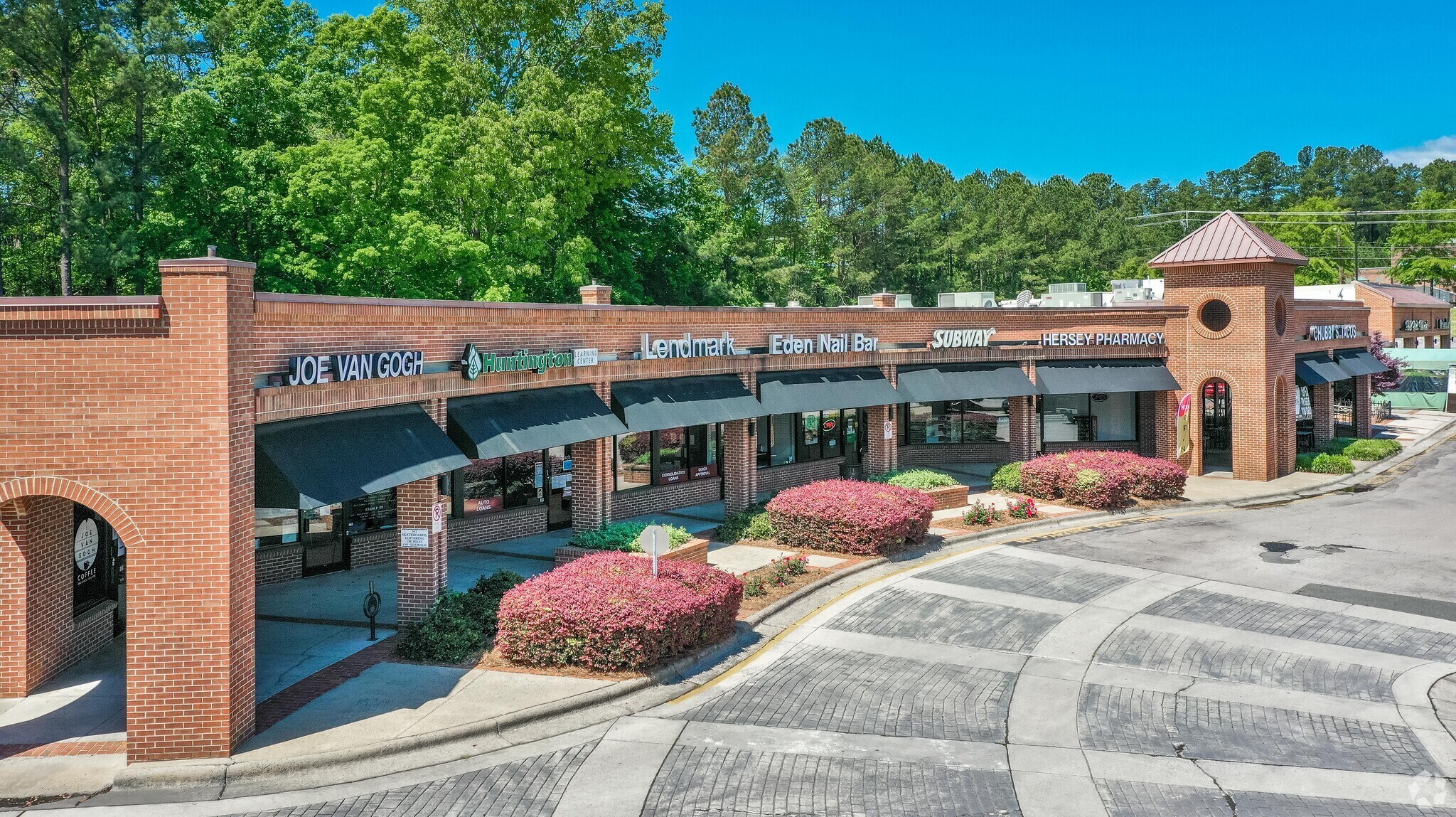 4711 Hope Valley Rd, Durham, NC for sale Primary Photo- Image 1 of 1