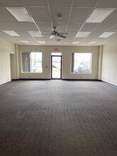 459-473 N Washburn St, Oshkosh, WI for lease Building Photo- Image 2 of 3