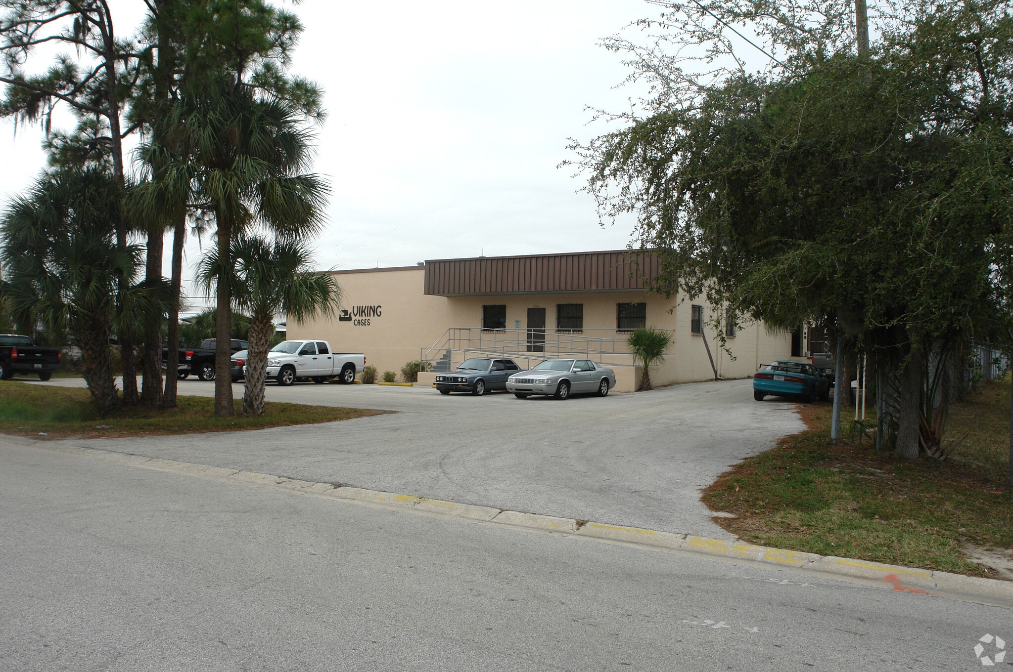 10480 Oak St NE, Saint Petersburg, FL for sale Primary Photo- Image 1 of 1