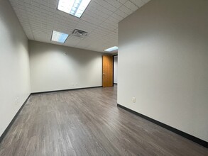 14310 Northbrook Dr, San Antonio, TX for lease Interior Photo- Image 1 of 11