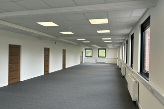 Blackhill Rd, Poole for lease Interior Photo- Image 2 of 4