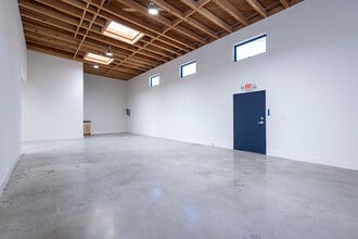 5131-5137 W Jefferson Blvd, Los Angeles, CA for lease Interior Photo- Image 2 of 32