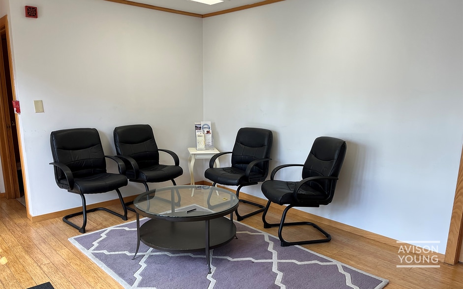 991-995 Post Rd E, Westport, CT for lease - Interior Photo - Image 3 of 9