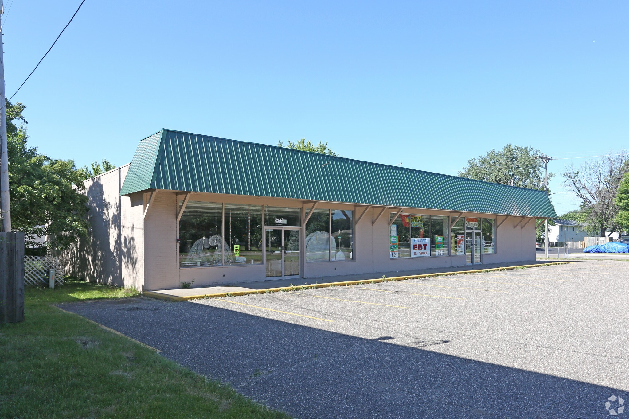 2408 County Road I, Mounds View, MN for sale Primary Photo- Image 1 of 1