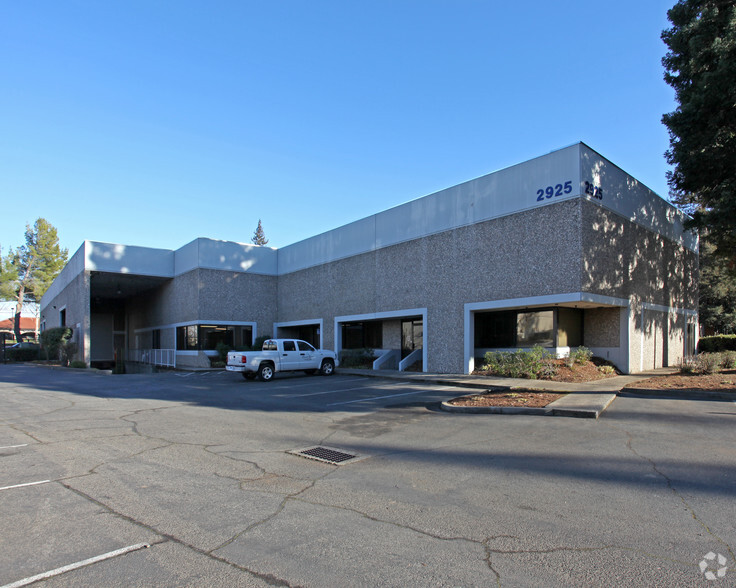 2925 Gold Pan Ct, Rancho Cordova, CA for sale - Primary Photo - Image 1 of 10