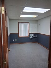 1370 N Fairfield Rd, Beavercreek, OH for lease Building Photo- Image 1 of 3