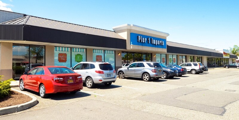 214-230 Glen Cove Rd, Carle Place, NY for sale Primary Photo- Image 1 of 1