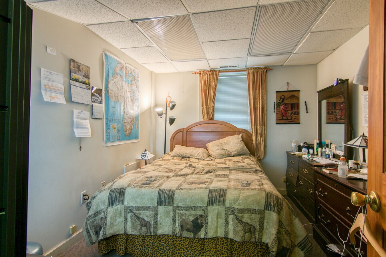 78 Maple St, Springfield, MA 01105