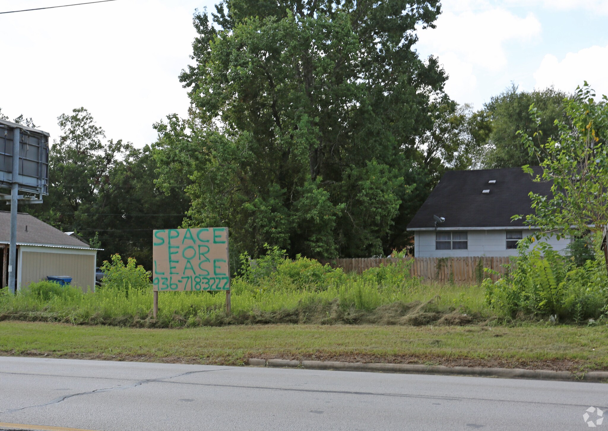 915 Old Montgomery Rd, Conroe, TX for sale Primary Photo- Image 1 of 1