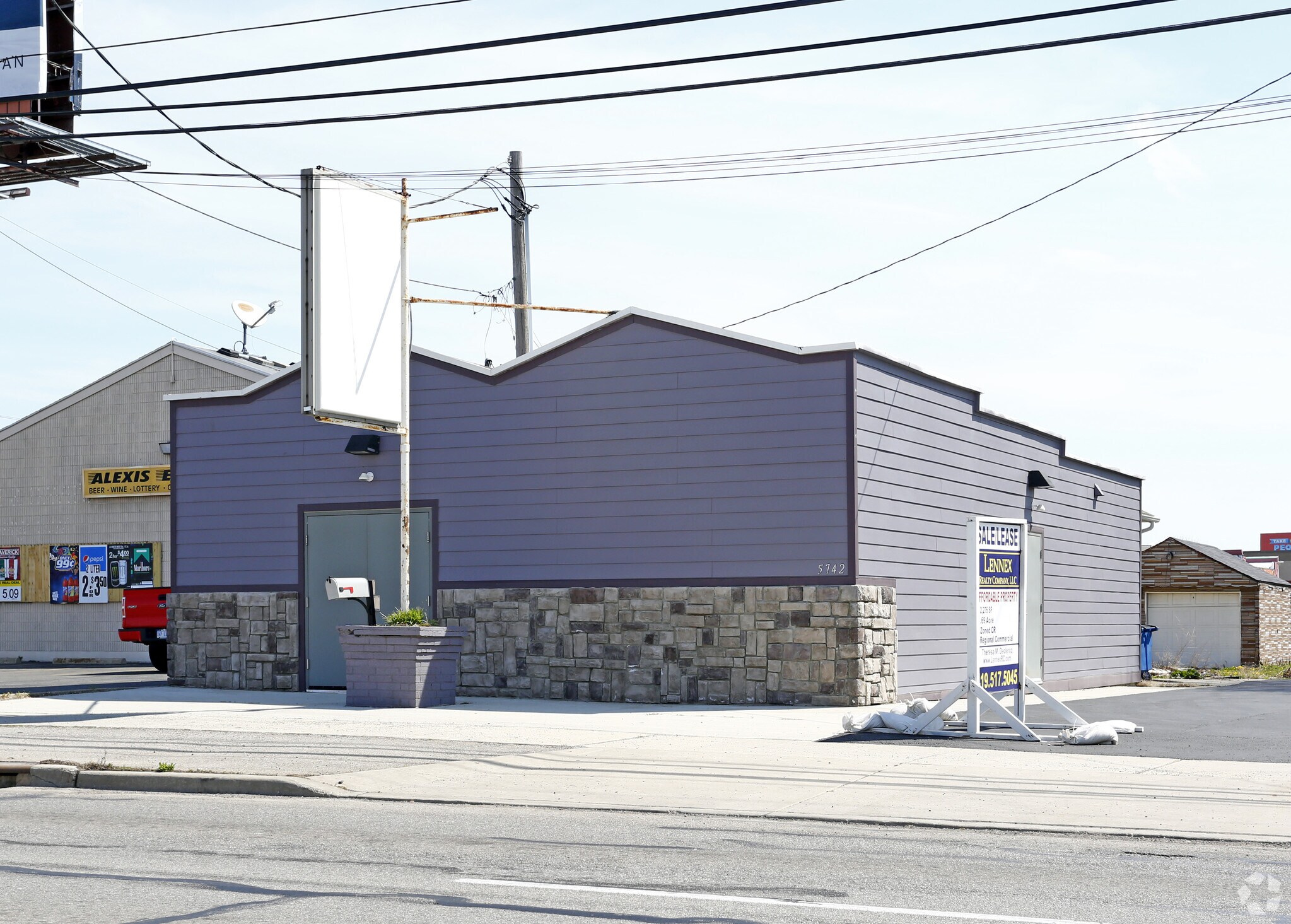 5742 Telegraph Rd, Toledo, OH for sale Primary Photo- Image 1 of 1