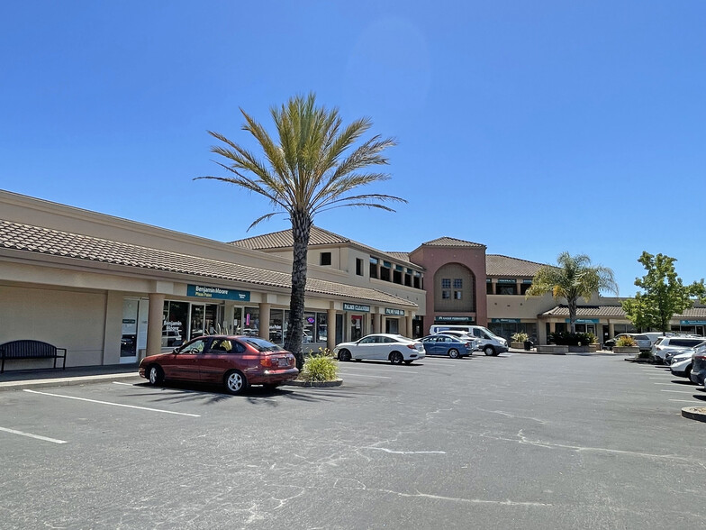 8499 Old Redwood Hwy, Windsor, CA for lease - Building Photo - Image 1 of 8