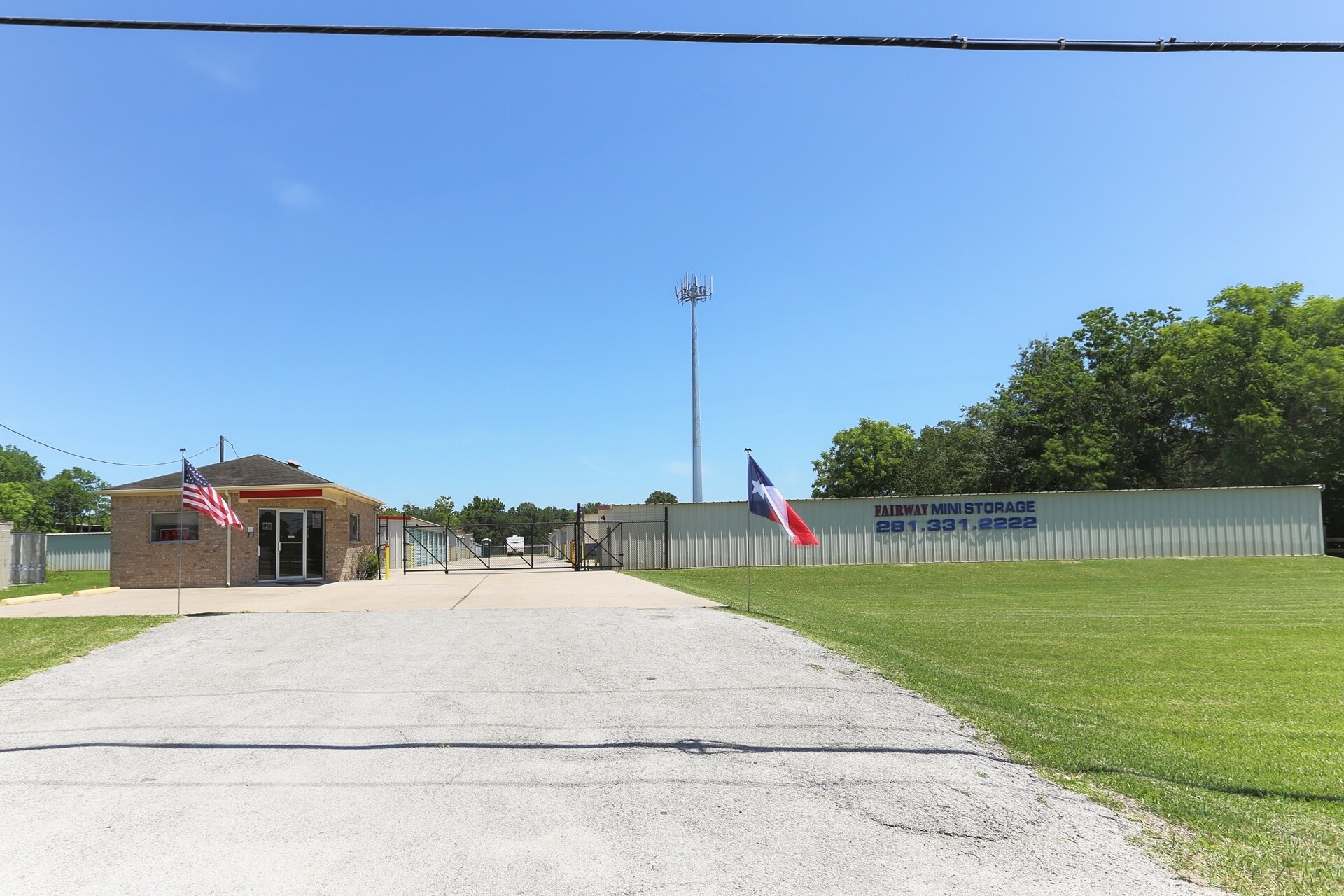 2601 Fairway Dr, Alvin, TX for sale Primary Photo- Image 1 of 1