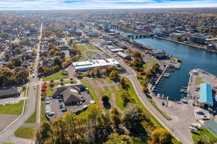 19 E Schuyler St, Oswego, NY for sale - Building Photo - Image 2 of 20