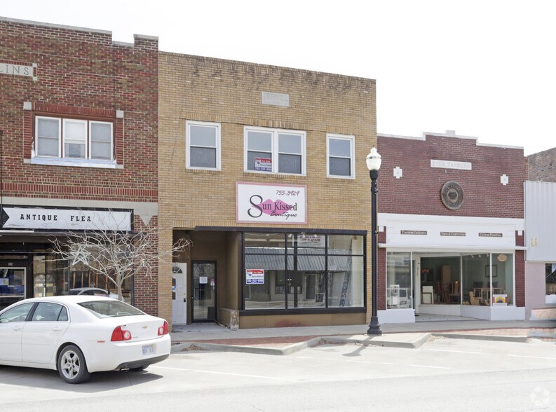 511 Main St, Osawatomie, KS 66064