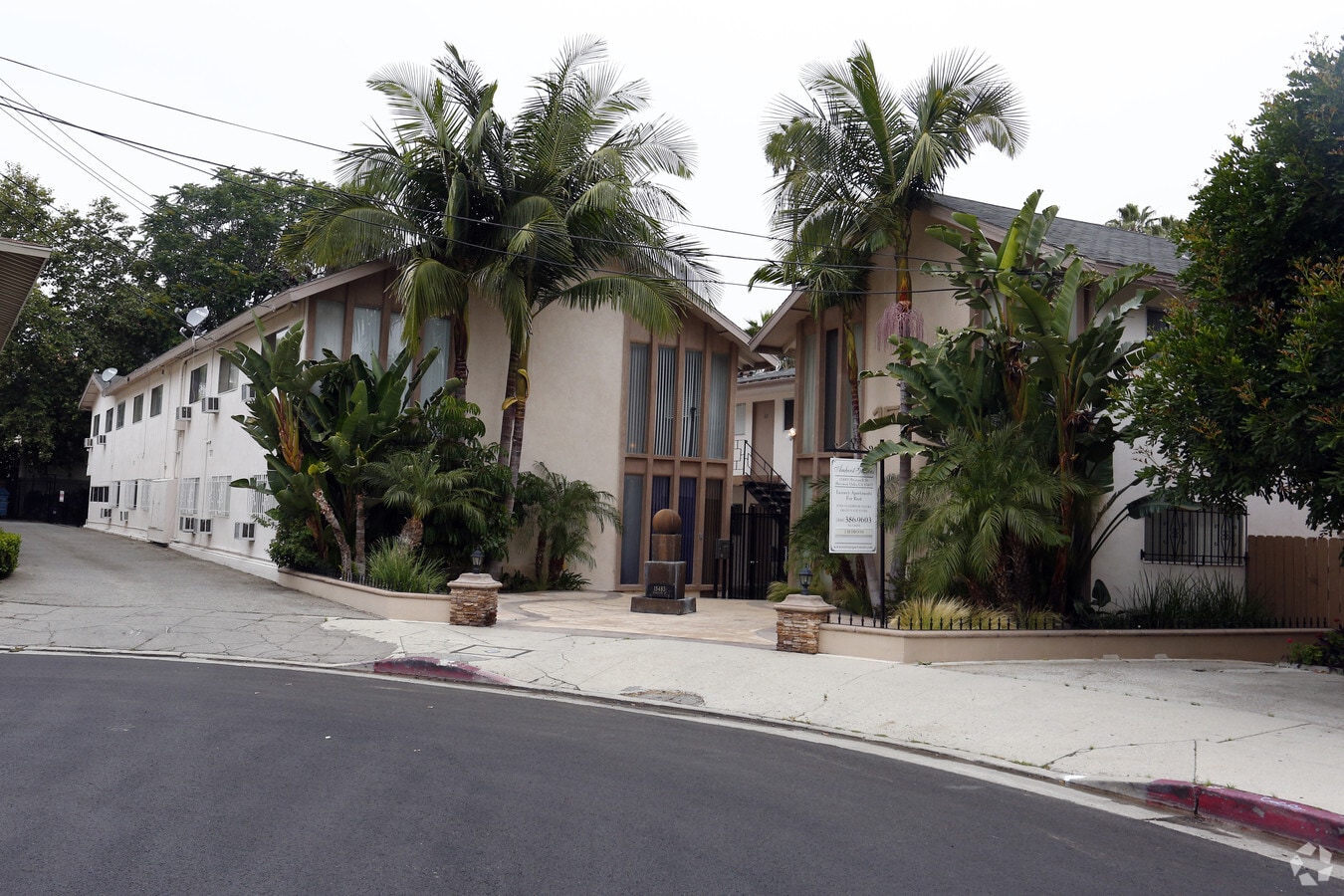 15483 Moorpark St, Sherman Oaks, CA 91403 Property Record