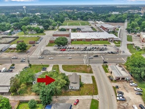 724 W Main St, Tomball, TX - AERIAL  map view - Image1