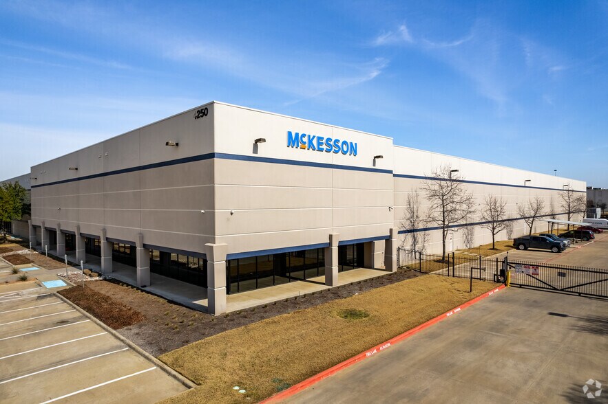 4250 Patriot Dr, Grapevine, TX for sale - Primary Photo - Image 1 of 1