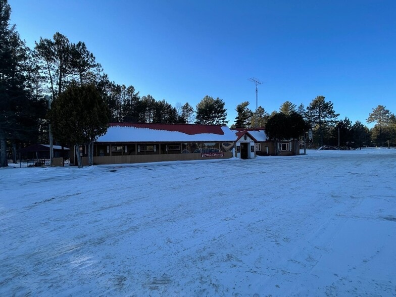 2649 WI-155 Hwy, Sayner, WI for sale - Primary Photo - Image 1 of 12