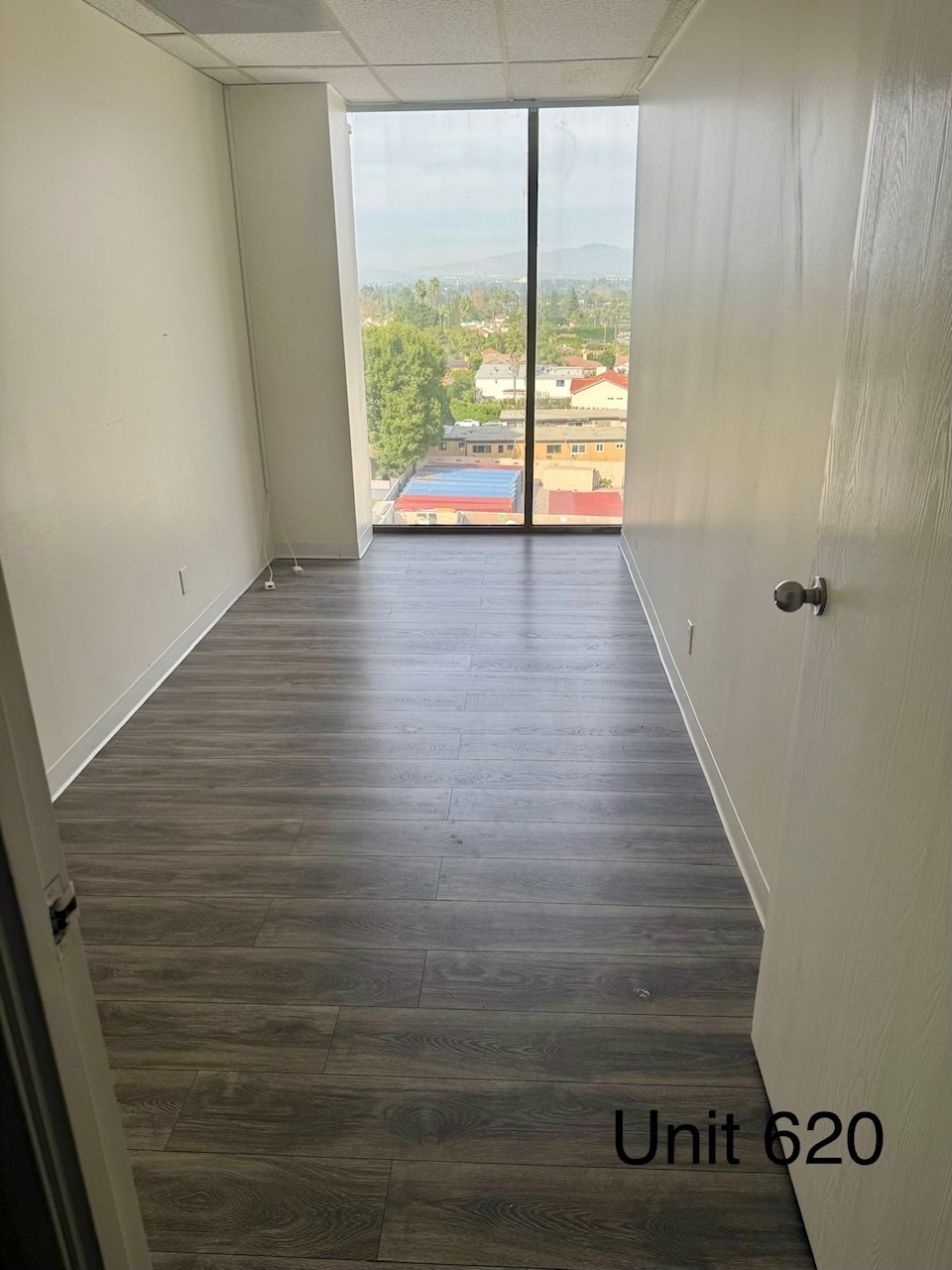 15720 Ventura Blvd, Encino, CA for lease Interior Photo- Image 1 of 1