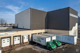 170 Commercial Ave, Ajax, ON for lease Building Photo- Image 2 of 4