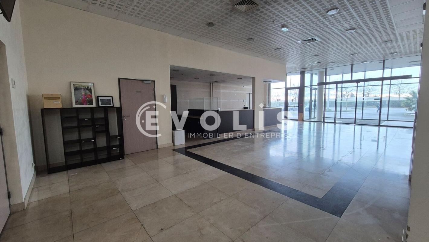 Flex in Villiers-sur-Marne for lease Building Photo- Image 1 of 22