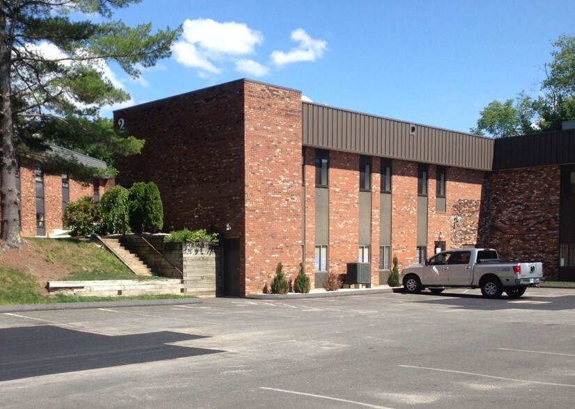 30 Peck Rd, Torrington, CT for sale - Building Photo - Image 1 of 1