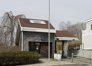 16 Spring St, Sag Harbor, NY for lease Building Photo- Image 2 of 4