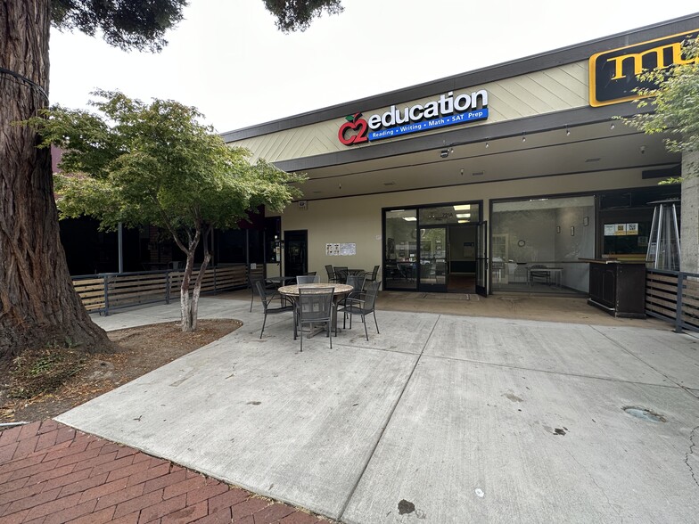 701-765 E Blithedale Ave, Mill Valley, CA for lease - Building Photo - Image 1 of 10