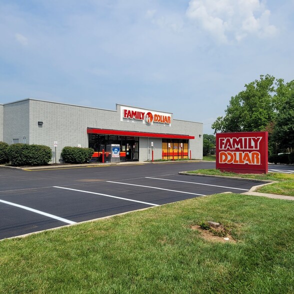 10001-10011 Springfield Pike, Woodlawn, OH for sale - Building Photo - Image 1 of 1