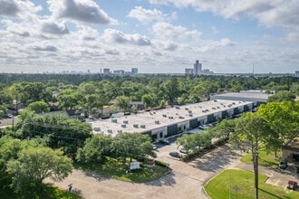 1656-1660 Townhurst Dr, Houston, TX - AERIAL  map view