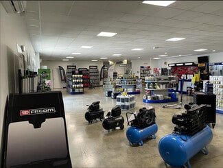 More details for 23 Avenue De Lourdes, Odos - Retail for Lease