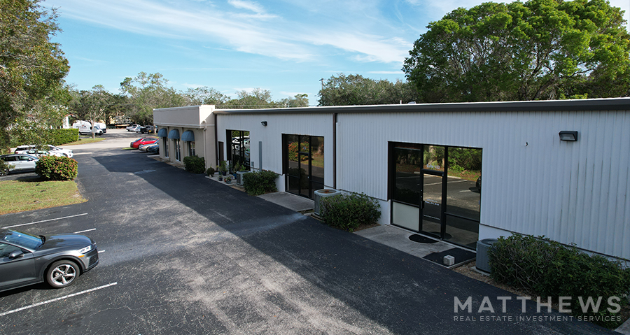 3884 Progress Ave, Naples, FL for lease - Building Photo - Image 1 of 4